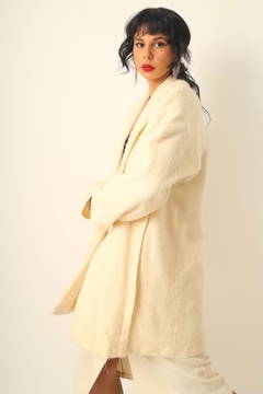 casaco off white forrado amplo - comprar online