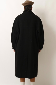 casaco preto forrado longo - Capichó Brechó