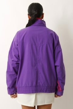 Imagem do jaqueta roxa forrada ampla capuz