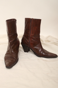 Bota 100% couro marrom salto quadrado 39 - comprar online