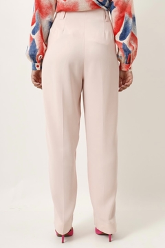 Imagem do calça cintura alta rosa semi pantalona reta
