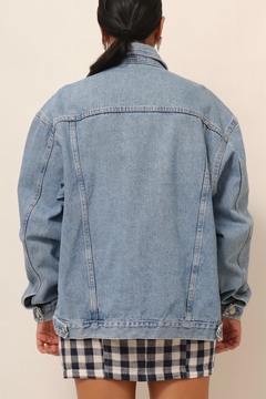 jaqueta jeans classica azul vintage na internet