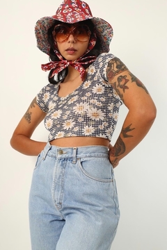 Top cropped margarida vintage na internet