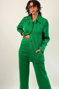 Conjunto verde blazer + calça flare 70’s