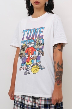 camiseta looney tuneis frente e costas na internet