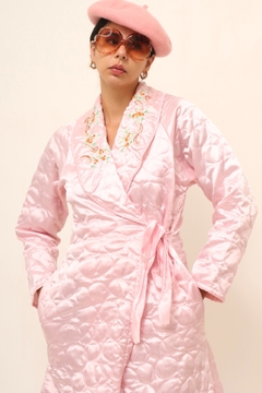 Robe matelassê rosa bordado vintage na internet