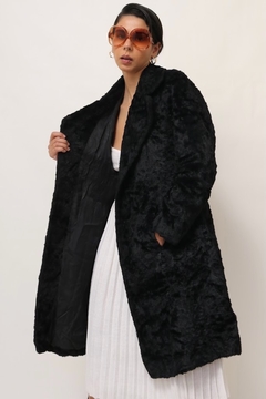 casaco pelucia preto forrado vintage