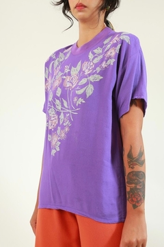 camiseta Roxa flores estampada vintage - loja online