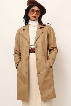 trench coat couro bege forrado