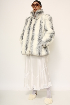 Casaco branco listras sintético vintage - loja online