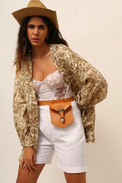 Blusa estilo jaqueta dourada levinha - comprar online