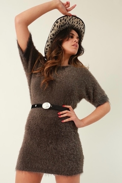 Vestido tricot pelúcia cinza acinturado - comprar online