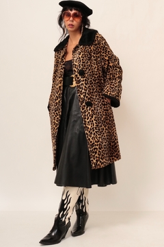 Casaco leopardo detalhes pelucia preto 60´s - comprar online