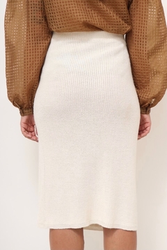 Imagem do saia tricot cintura alta creme vintage