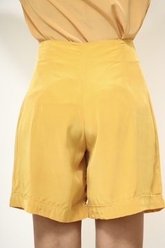 Bermuda amarela tecido levinho - loja online