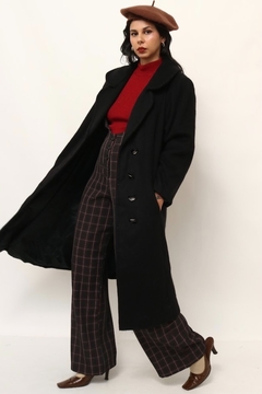 casaco longo lã textura vintage preto