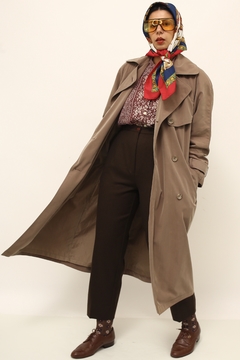 Trench coat marrom aveludado forrado vintage - loja online