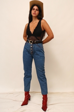 Calça jeans cintura alta botões vintage - loja online