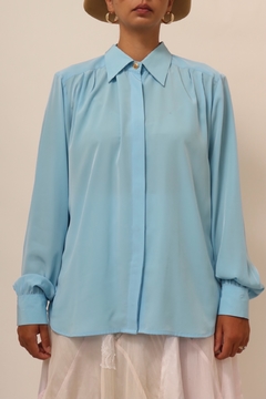 Camisa azul manga longa vintage