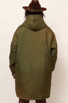Imagem do casaco acolchoado verde estampa forro