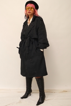 Trench coat preto nylon amplo - comprar online