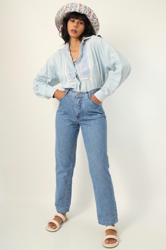 calça jeans azul vintage classica