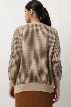 Blusa tricot bege ampla 70’s hollywood na internet