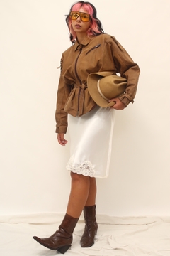 Jaqueta acinturada marrom couro - comprar online