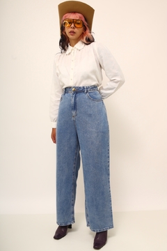 Calça jeans flare azul classica - comprar online