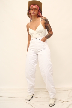 Calça MOM jeans cintura mega alta branca - comprar online