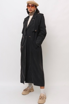 trenc coat preto aveludado vintage