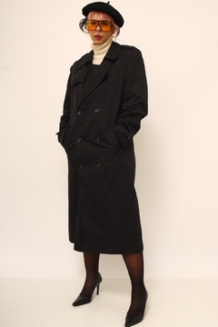 Trench coat preto classico forrado - Capichó Brechó