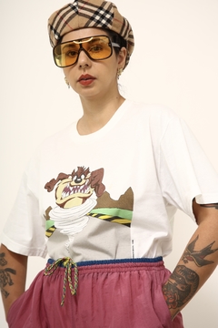 Camiseta TAZ vintage estampa frete e costas - comprar online
