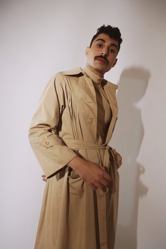Imagem do Trench coat bege clássico bolso tira amarração