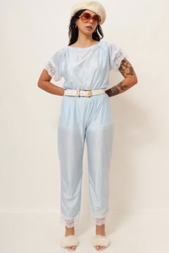 Conjunto azul calça + blusa detalhe renda pijama na internet