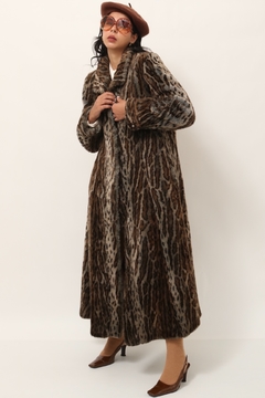Maxi casaco leopardo sintético forrado garimpado FEIRA DA LADRA EM PORTUGAL na internet