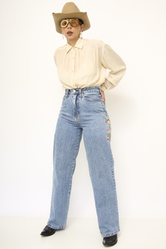 Calça jeans bordado cintura alta