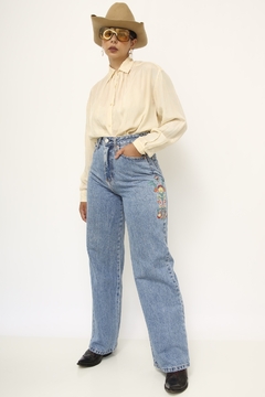 Calça jeans bordado cintura alta - Capichó Brechó