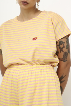 Conjunto listras shorts camiseta vintage - loja online