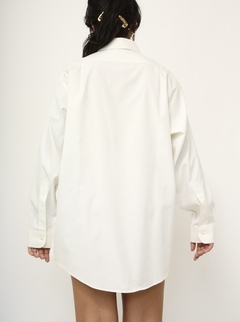 Camisa branca clasica vintage - Capichó Brechó