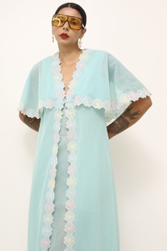 Imagem do Cojunto Robe + Camisola azul bordado vintage