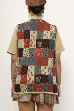 Colete recortes estampa tricot vintage