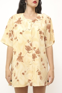 Camisa vestido bege com flores marrom - loja online