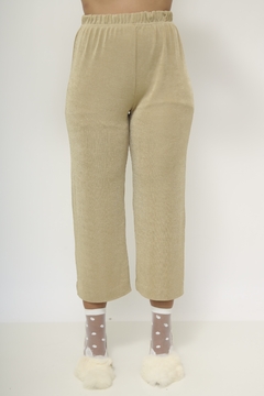 Calça cintura alta acetinada pantacourt - comprar online