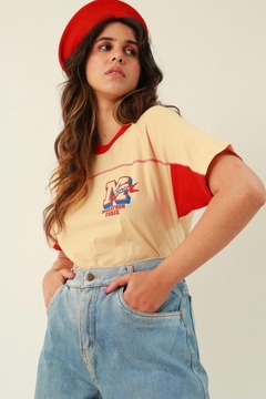 camiseta bege com vermelho vintage 70’s - comprar online