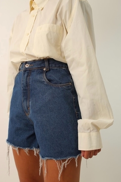 Shorts jeans curto cintura mega alta - loja online