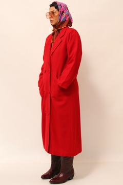 casaco vermelho forrado longo - Capichó Brechó