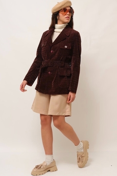 casaco veludo marrom cinto anos 79’ - loja online