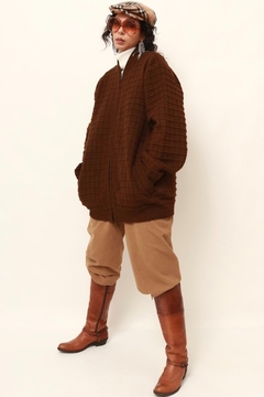 Cardigan marrom grosso textura tricot