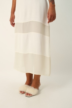 Vestido branco midi detalhe chiffon - Capichó Brechó